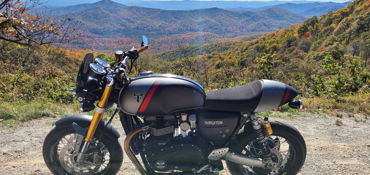 2020 TRIUMPH THRUXTON RS motorcycle for rent near Asheville, NC