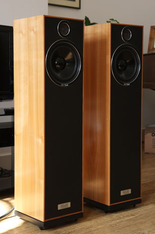 WLM La Scala LaScala floorstanding speakers EUROPE EU UK