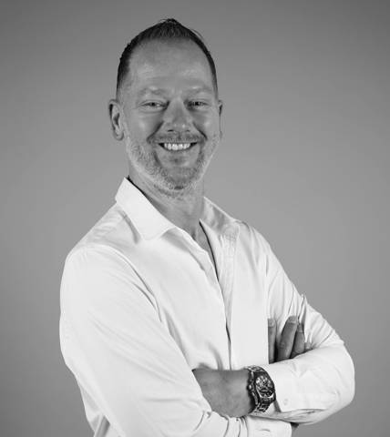 Robert Tamming