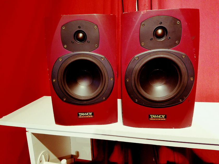 Tannoy Reveal red