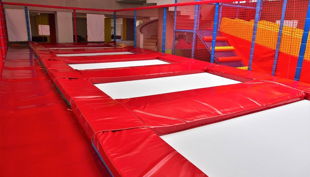 ginoland düsseldorf trampoline