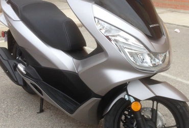 2016 HONDA PCX150 motorcycle for rent near Downey, CA