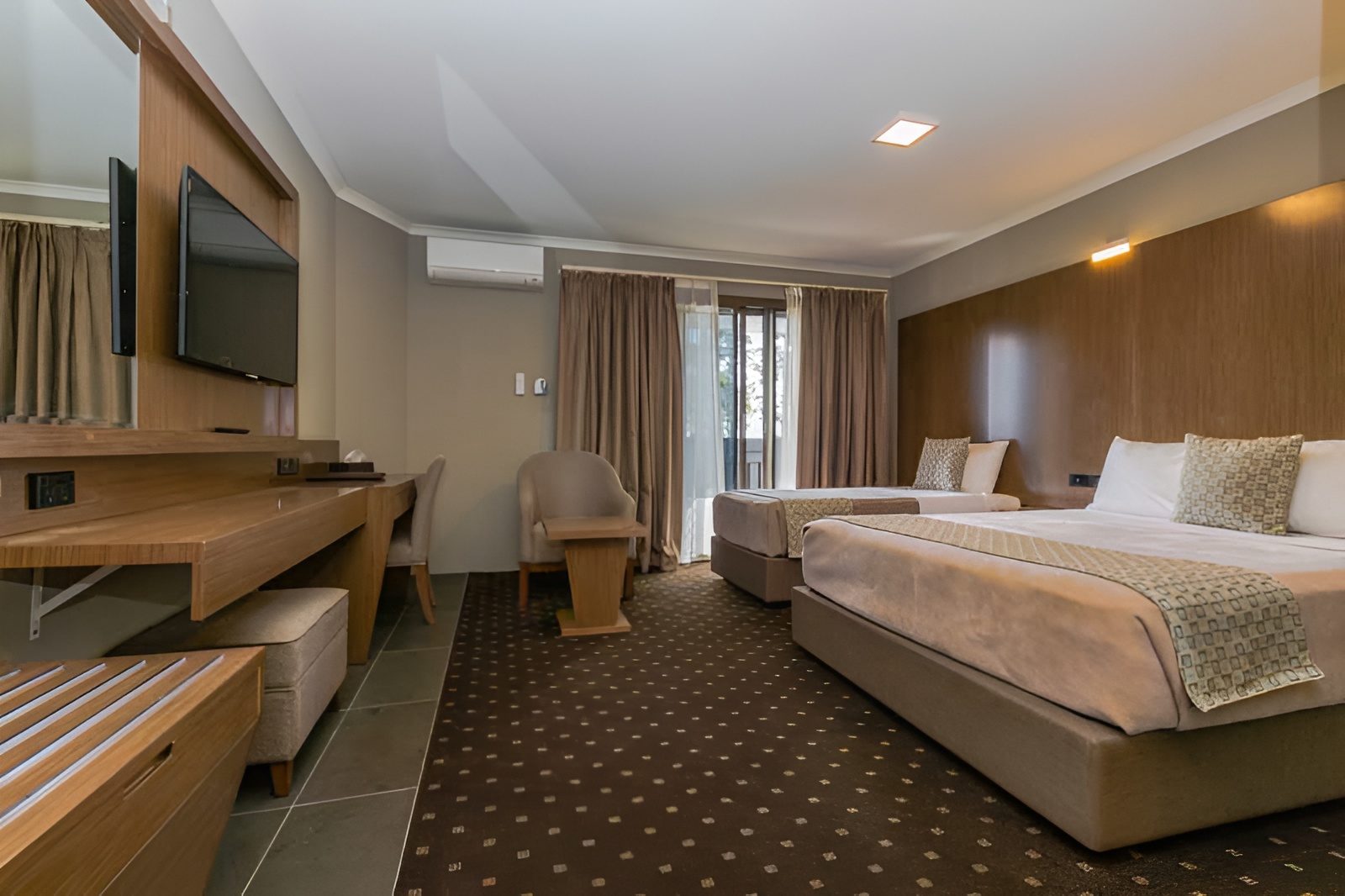 Motel 10 Voucher - Image 11