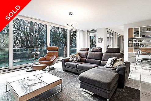  Cologne
- With large windows and a bright interior, this property is one of our sales highlights