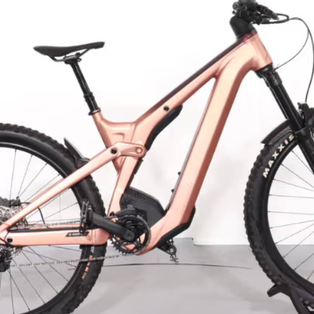 a Scott Contessa Patron eRIDE E-Bike full suspension electric mountain bike