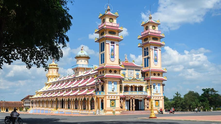 Cao Dai Temple