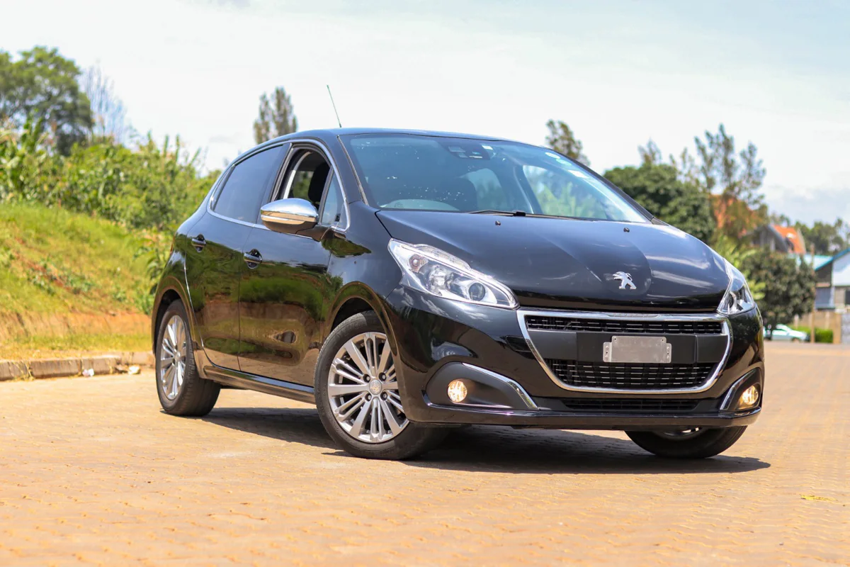 2016 Peugeot 208 — Royal Max Motors — photo 1 of 16