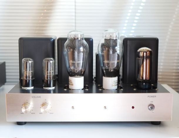 SUN AUDIO JAPAN    SV-300BE TUBE AMPLIFIER WITH NEW 300...