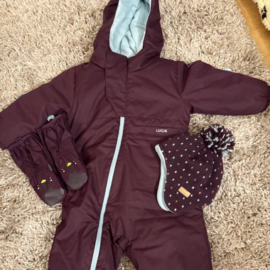 Child 2-3 years Skisuit, Gloves and Hat