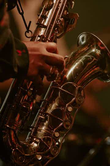 Relax to pleasant live music