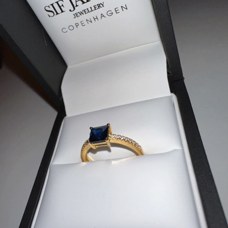 Sif Jakobs Ring Sapphire