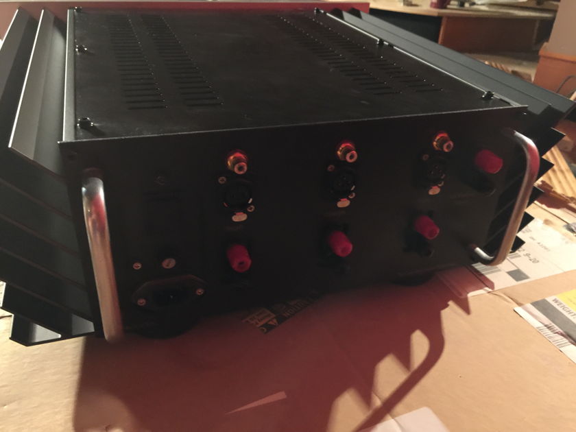 PASS LABS X-3 three channel power amplifier