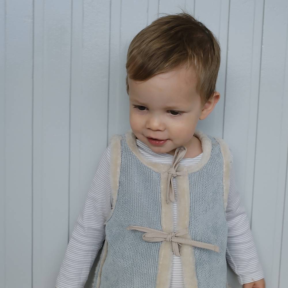 le gilet suisse ajustable réversible bébé enfant junior adulte matchy matchy famille suisse excellence qualité élégance cadeau indispensable must-have style qualité excellence premium marque swiss brand kids baby child