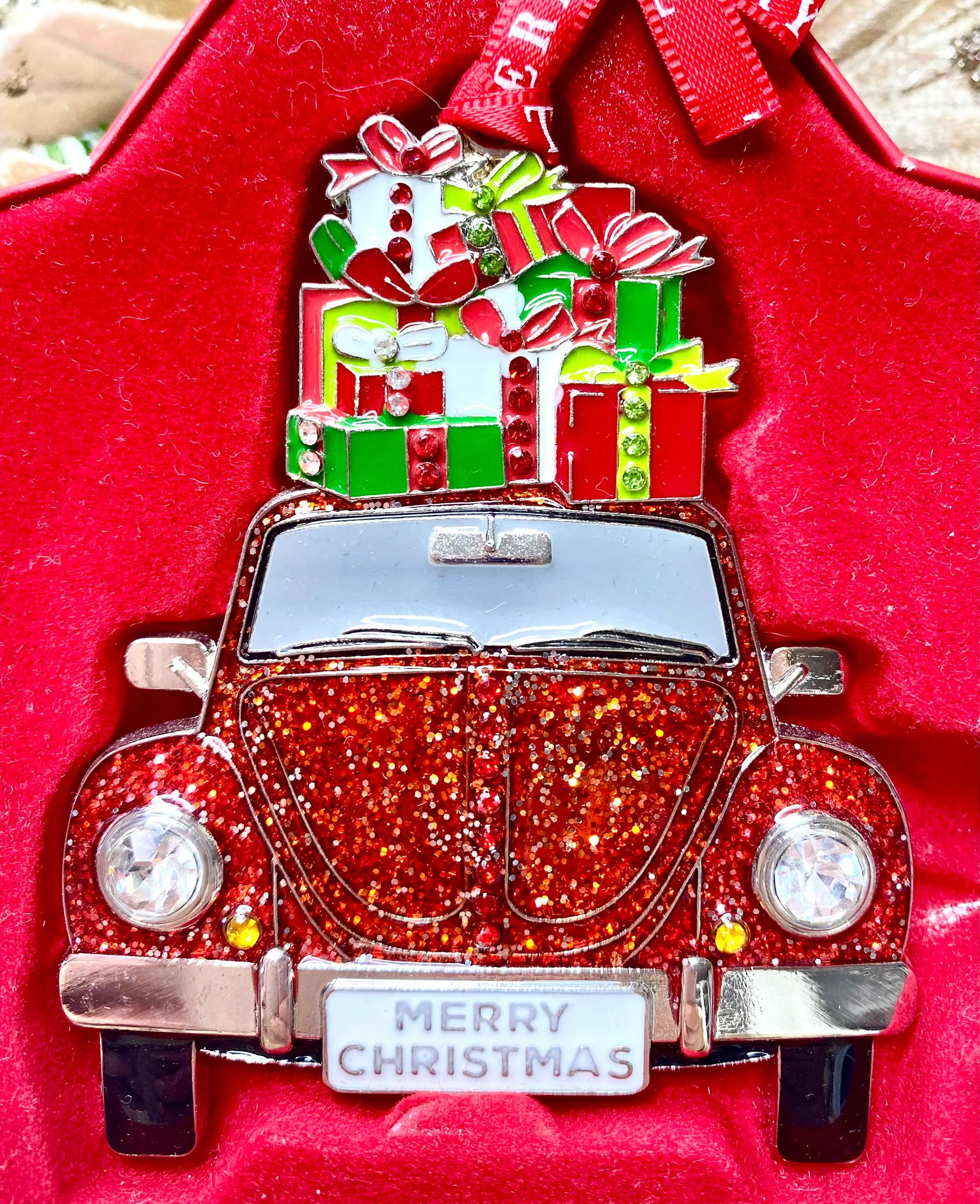 Tipperary Crystal Car with Presents Hanging Ornament