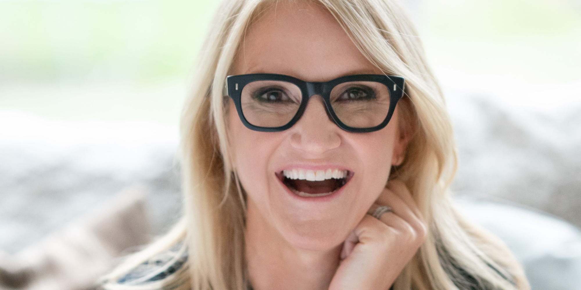 "A Call To Reflection & Action: How To Write Your New Chapter" with Mel Robbins promotional image
