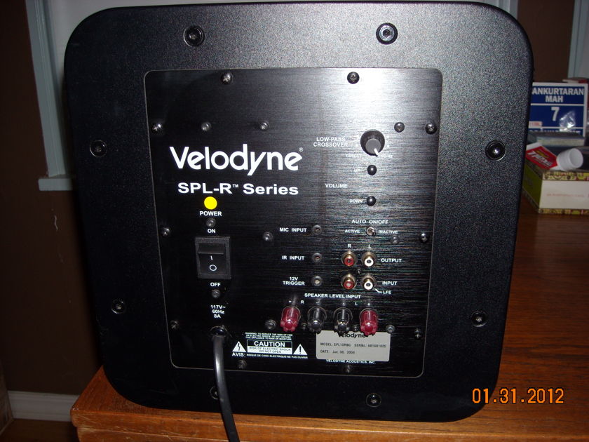Velodyne  SPL-1000 Series ll 10" woofer black gloss cabinet, class D amp.
