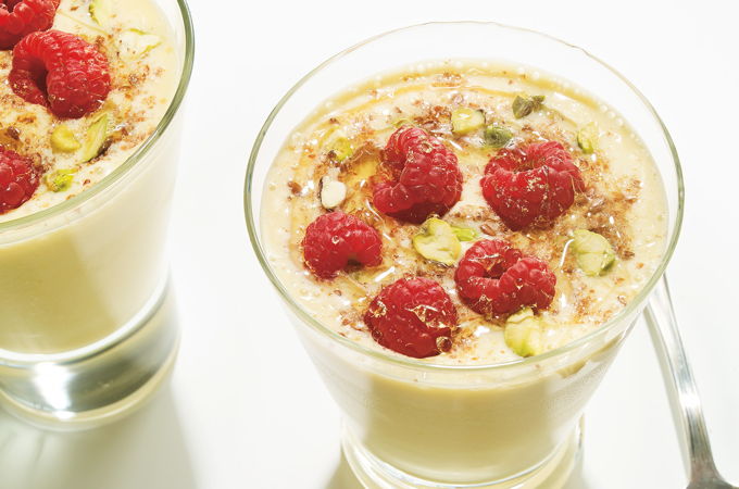 Peach and Pistachio Smoothie