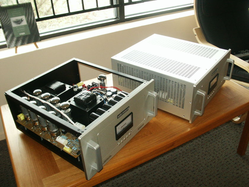 Audio Research REFERENCE 250 monoblock amplifiers
