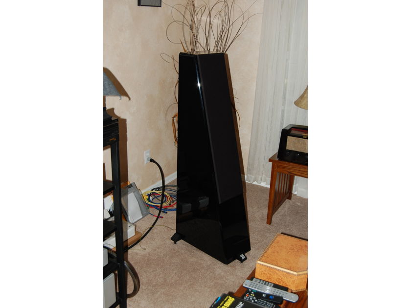 Reference 3A  Grand Veena Loudspeakers Piano Black
