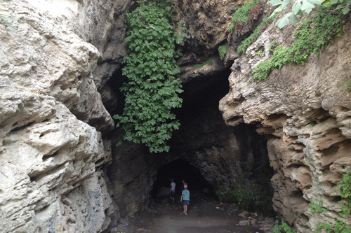 Святилища, крепость, пещера Степана Разина и другие «Нетуристические места»