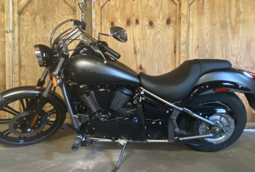 2024 KAWASAKI VULCAN 900 CUSTOM motorcycle for rent near St. Louis, MO
