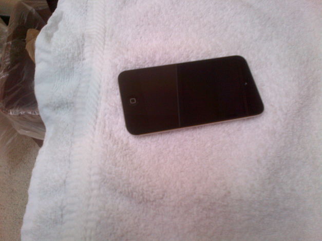 IPOD Touch 8GB
