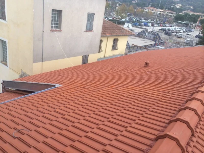 Réfection de la toiture des locaux de la Police Municipale de Mouans-Sartoux — photo 4 sur 9 — CEG TOITURE
