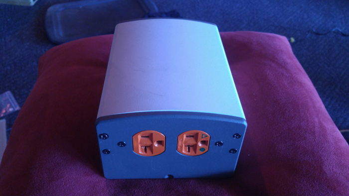 PS Audio Ultimate Outlet 15 amp