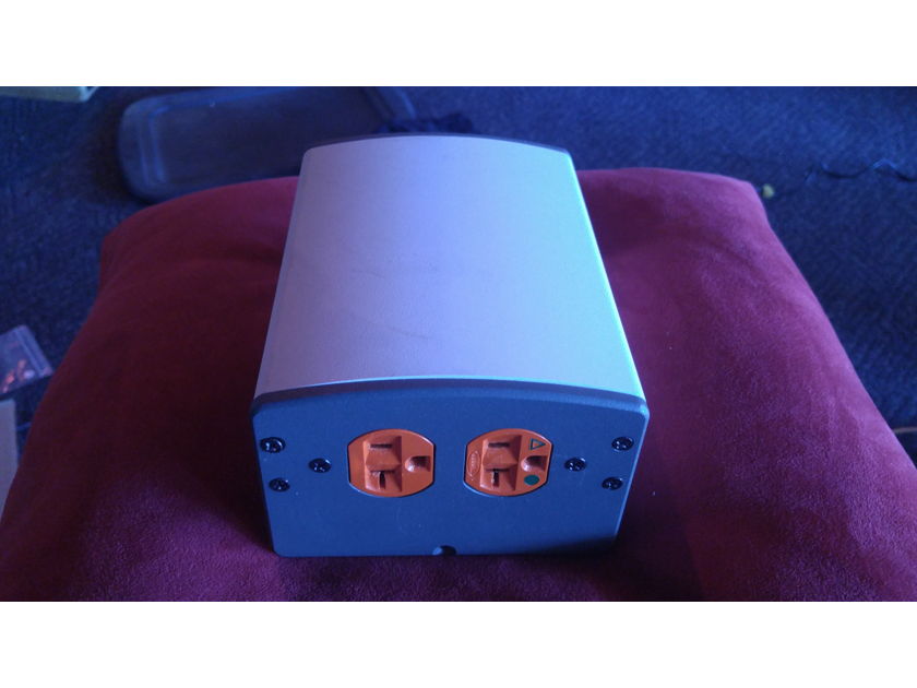 PS Audio Ultimate Outlet 15 amp