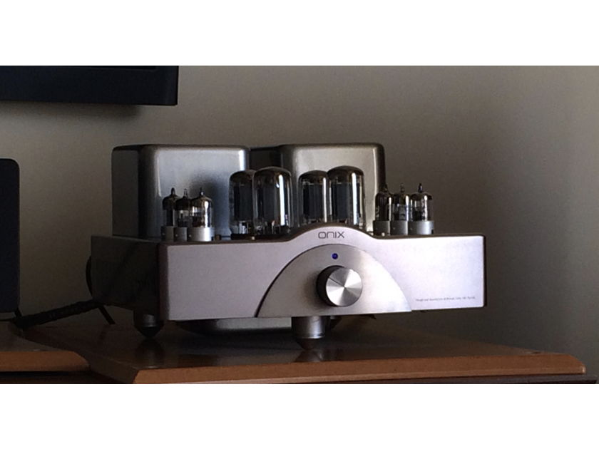 ONIX/MELODY SP3II Integrated Tube Amplifier + NOS Tube Sale
