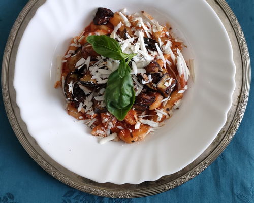 Corsi di cucina Palermo: Mani in pasta: impara a fare i cavatelli alla Norma
