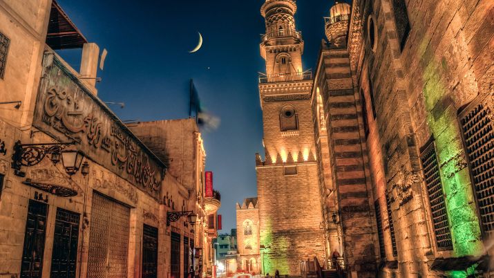Under Al Moez Ldin Allah Al Fatmi's rule, Cairo became a thriving hub of culture and commerce, attracting scholars, scientists, and artists