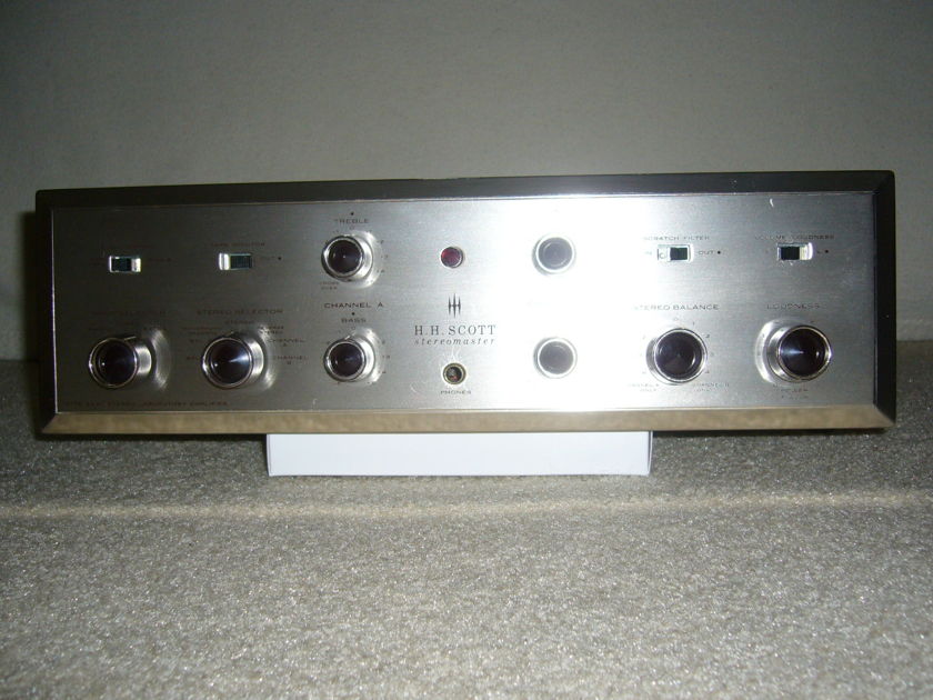 HH Scott 222C Integrated Amplifier