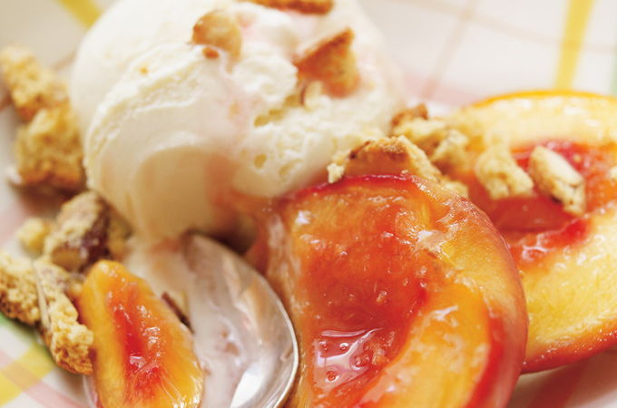 Pêches rôties au miel et au gingembre