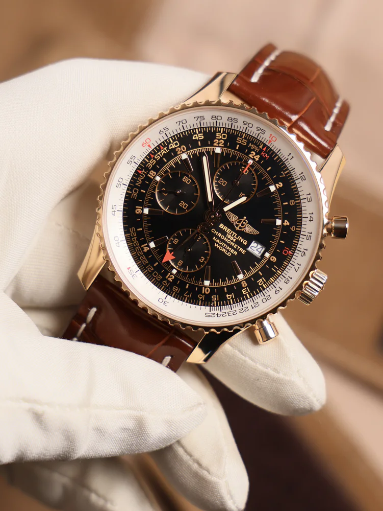 Breitling Navitimer World H24322, image 1