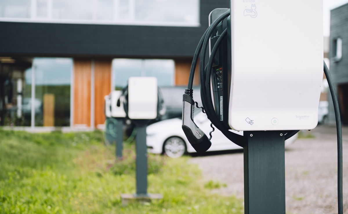 Firma Epple setzt bei ihrem Fuhrpark auf Elektromobilität