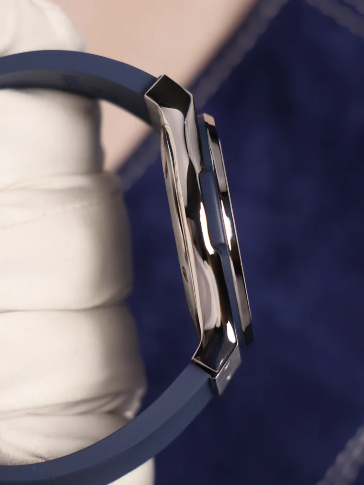 Hublot Classic Fusion Blue 542.NX.7170.LR Box and Papers 2021