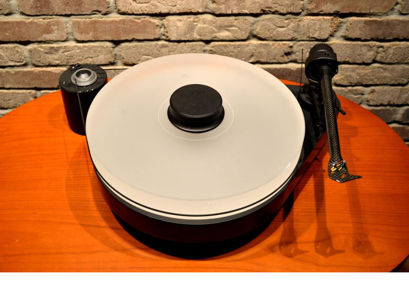 ProJect RM 9.1 Turntable w/ 9CC Carbon Fi... For Sale Audiogon