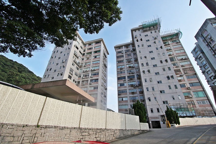 Sea Cliff Mansions Apartments For Sale In Repulse Bay