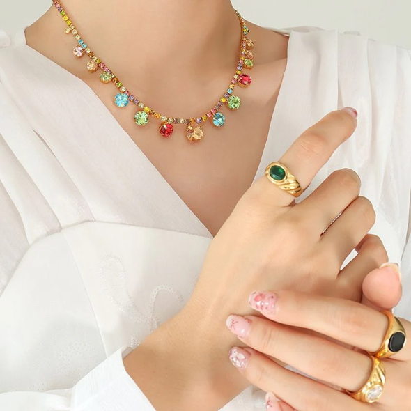 Razoa Jewels Boutique - 18K gold plated earrings
