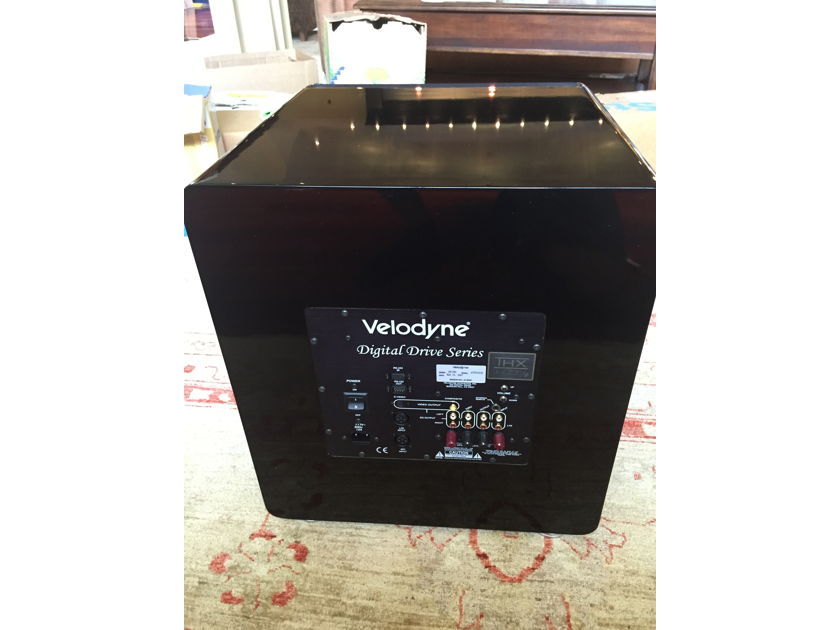 Velodyne DD-15 Sub woofer