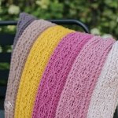 Gratis Haakpatroon voor 'Kabelkussen Zomer' PDF