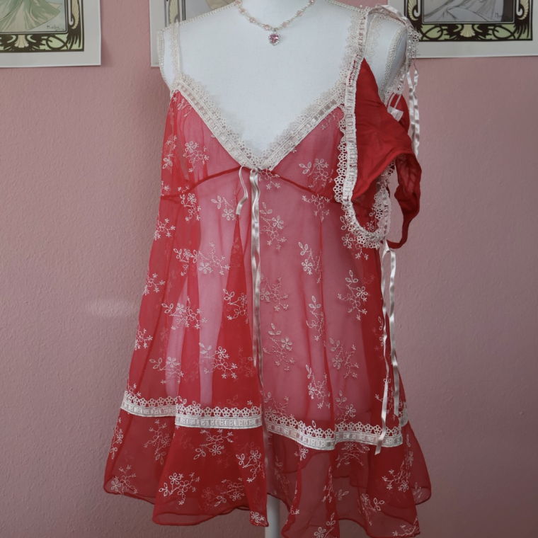 Victoria’s Secret Red Lingerie Set (Vintage -L)