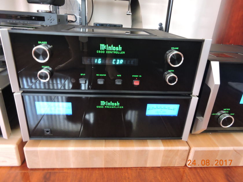 McIntosh c500p and c500c  2 pieces solid state preamp and controller $13,000 retail