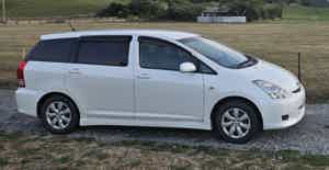 2006 Toyota Wish  Selfcontained