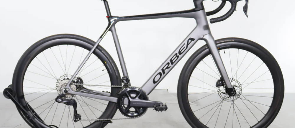 A silver Orbea Gain M20i electric road bike