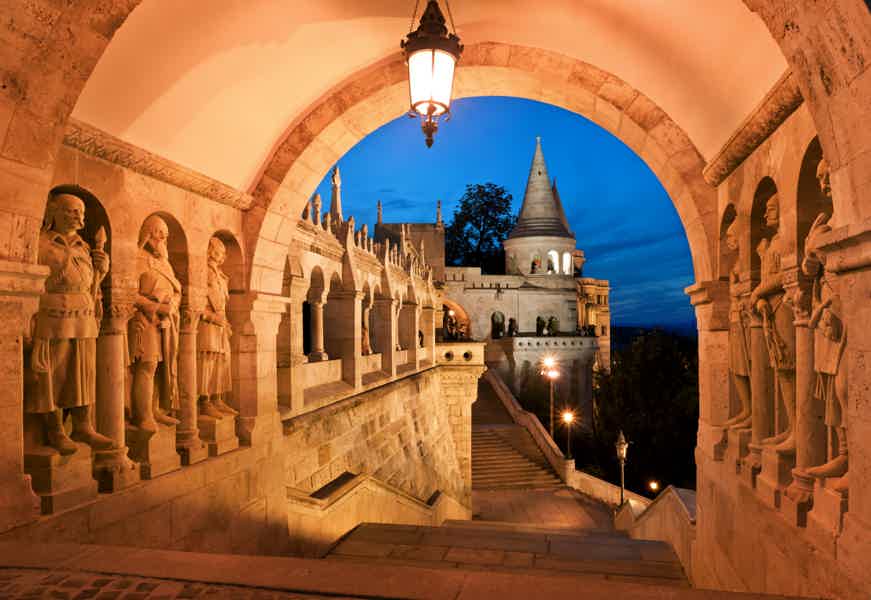 Buda Castle Vampires & Myths Evening Walking Tour - photo 2